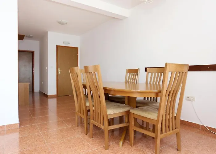 By The Sea - Perna, Peljesac - 4545