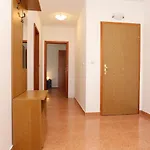 Apartment By The Sea - Perna, Peljesac - 4545 Kuciste