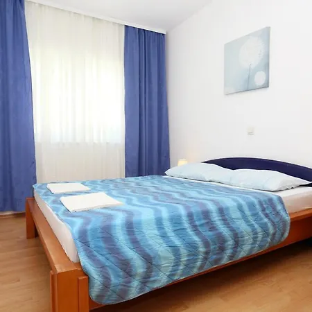 Apartment By The Sea - Perna, Peljesac - 4545 *