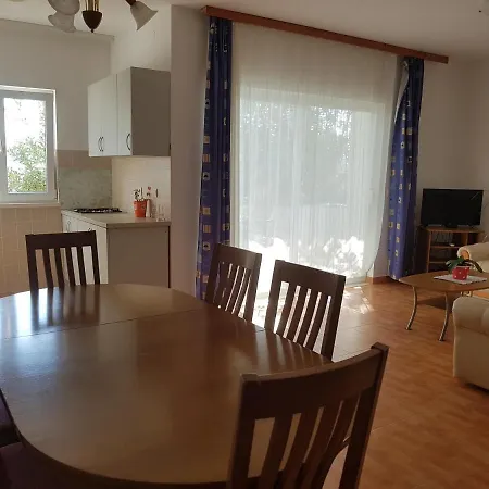 Apartment By The Sea - Perna, Peljesac - 4545 *
