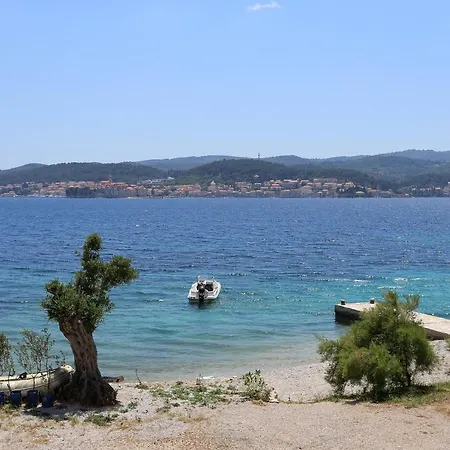 Apartment By The Sea - Perna, Peljesac - 4545 Kuciste