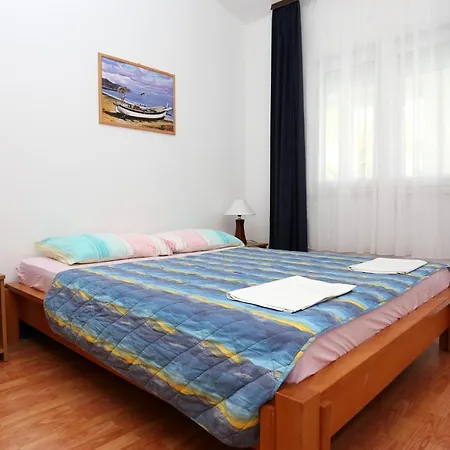 Apartment By The Sea - Perna, Peljesac - 4545 Kuciste