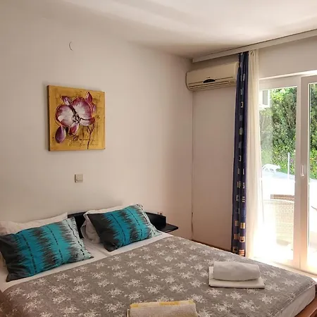 Apartment By The Sea - Perna, Peljesac - 4545