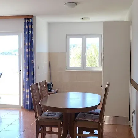 Apartment By The Sea - Perna, Peljesac - 4545 Kuciste