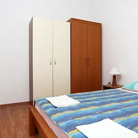 By The Sea - Perna, Peljesac - 4545